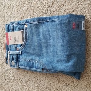 NWT Levi's wedgie straight jeans